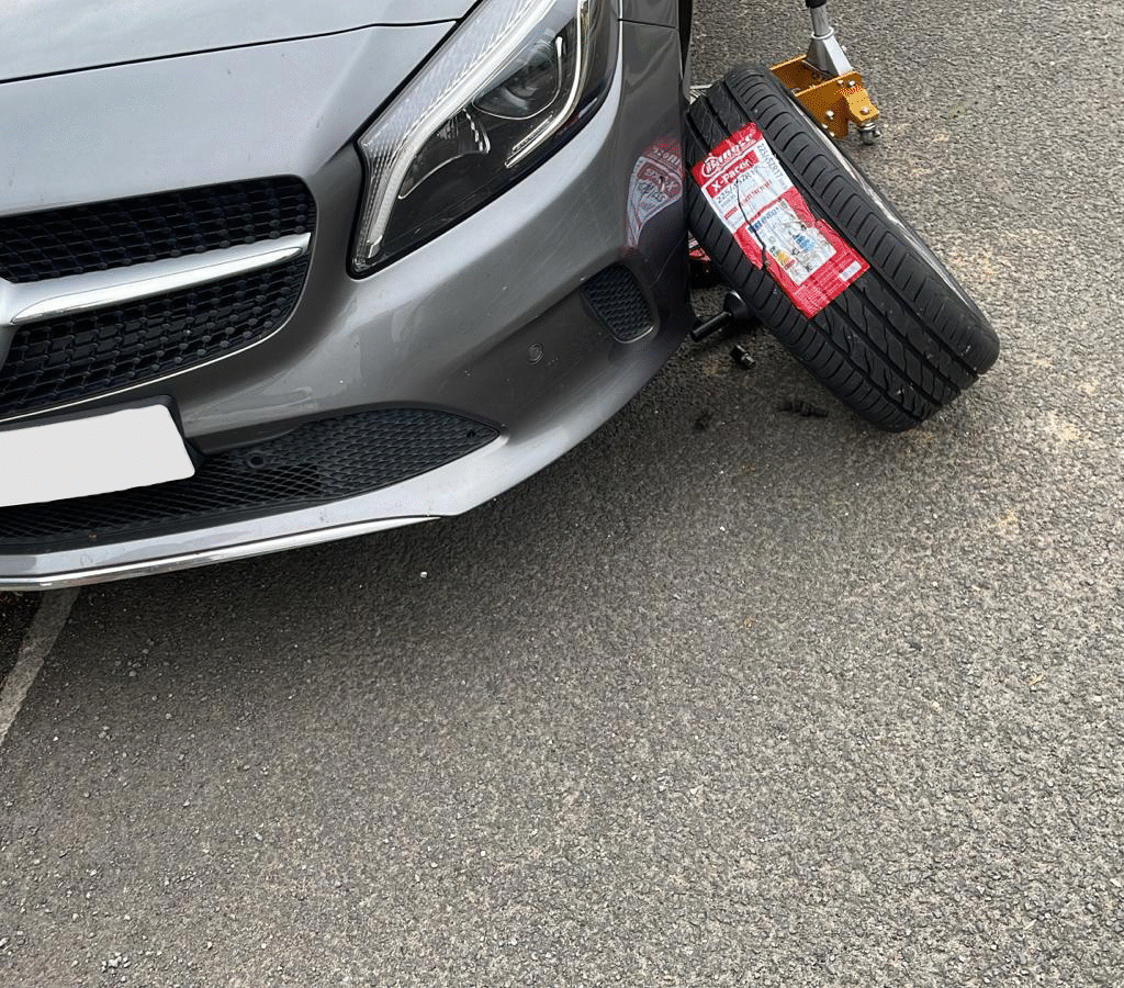 Mobile Tyres and fitting